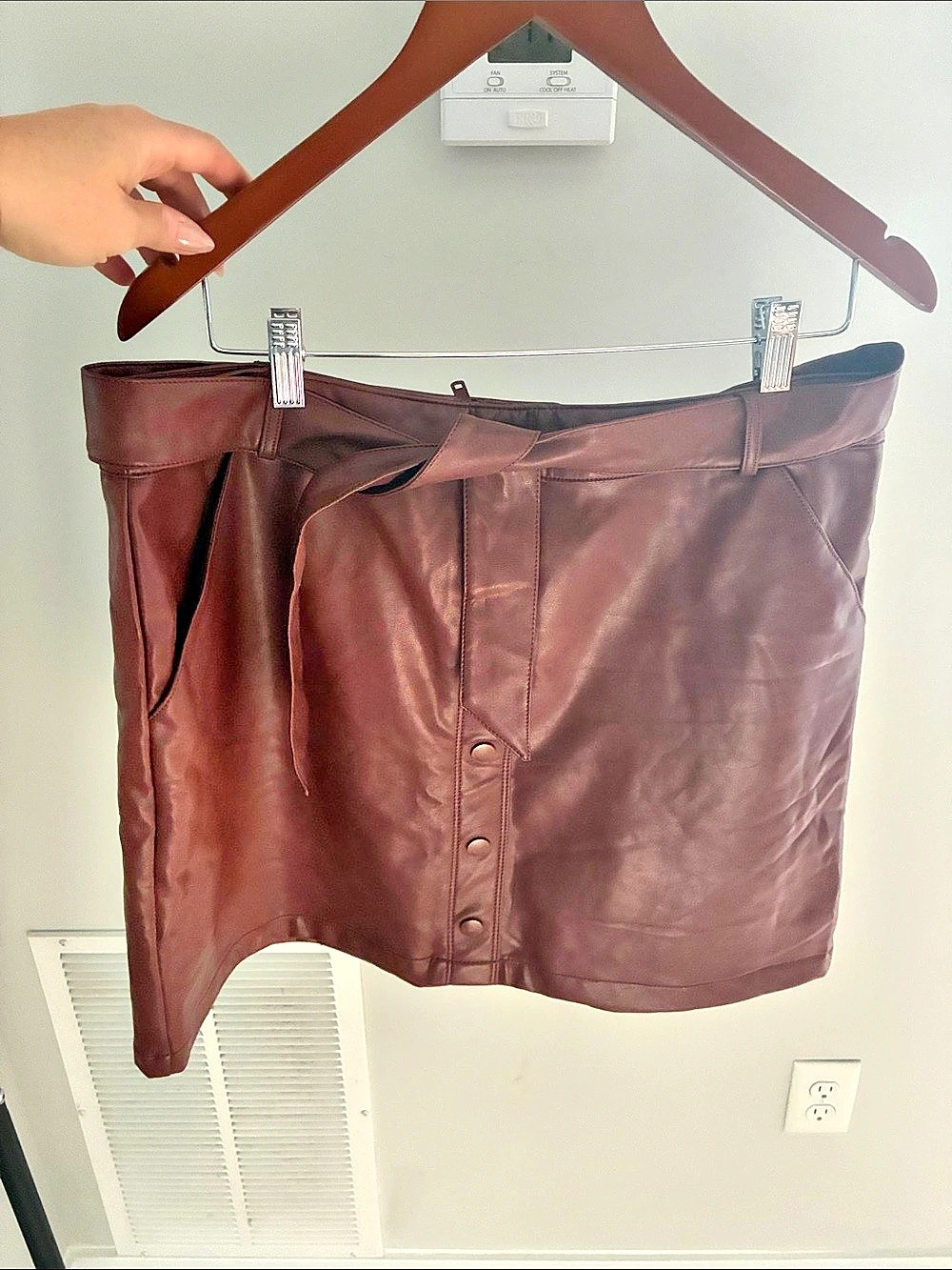 Abercrombie & Fitch Faux Leather Mini Skirt XL Like New